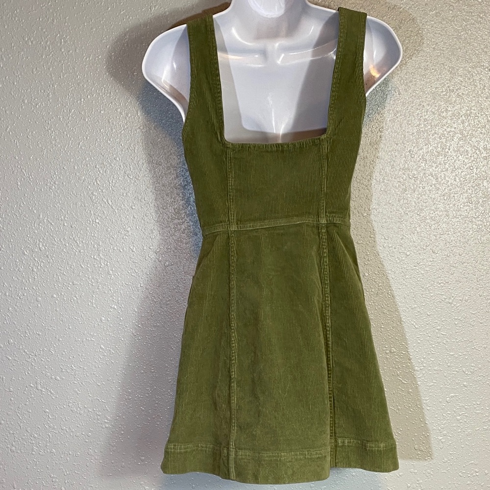 Alice + Olivia Green Corduroy Mini Dress - Picture 7 of 8